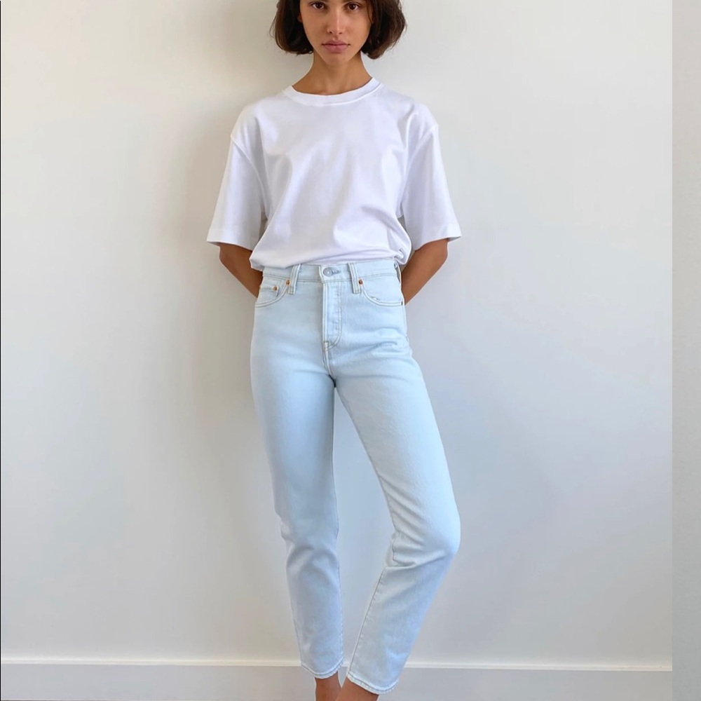 Levi’s Wedgie Icon jeans (size 26)